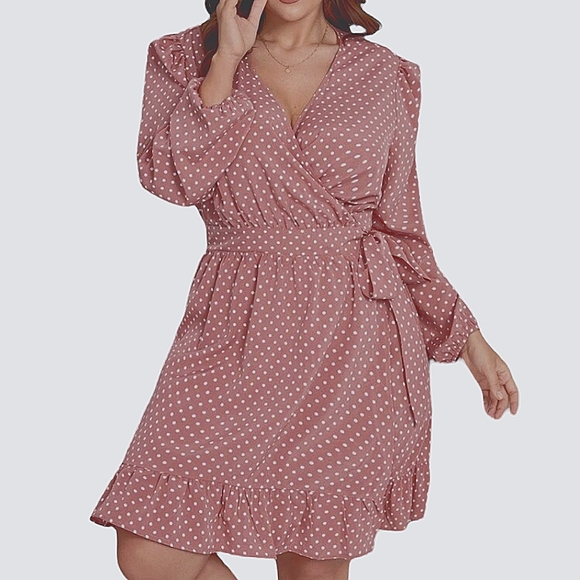 Dresses & Skirts - Polka Dot Lantern Sleeve Dress